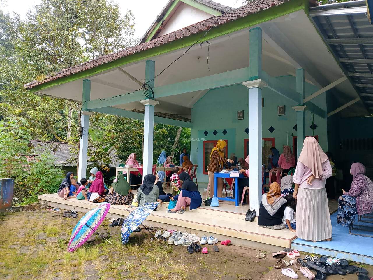 KEGIATAN POSYANDU TIM PKK DESA MAJINGKLAK